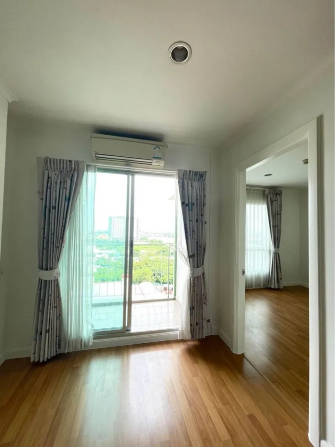 For sale: Lumpini Park Riverside - Rama 3, spacious room. With built-in kitchen Get a great view of the river. Don't miss it.