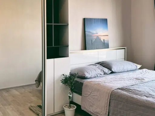 For rent: Plum Condo Central Station, nice room, full facilities, good price, must hurry to reserve.