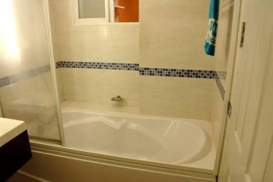 For rent Life @ Ratchada-Huaikwang. This room is very beautiful, decorated with tone control, very well decorated, very dimensional, book now.