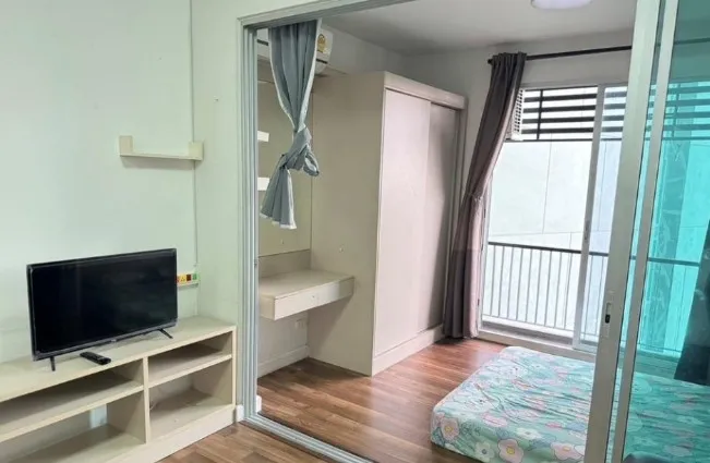 For sale, for rent, A Space Me Sukhumvit 77, 5th floor, comes with complete decoration, nice to live in. Book now, urgent.
