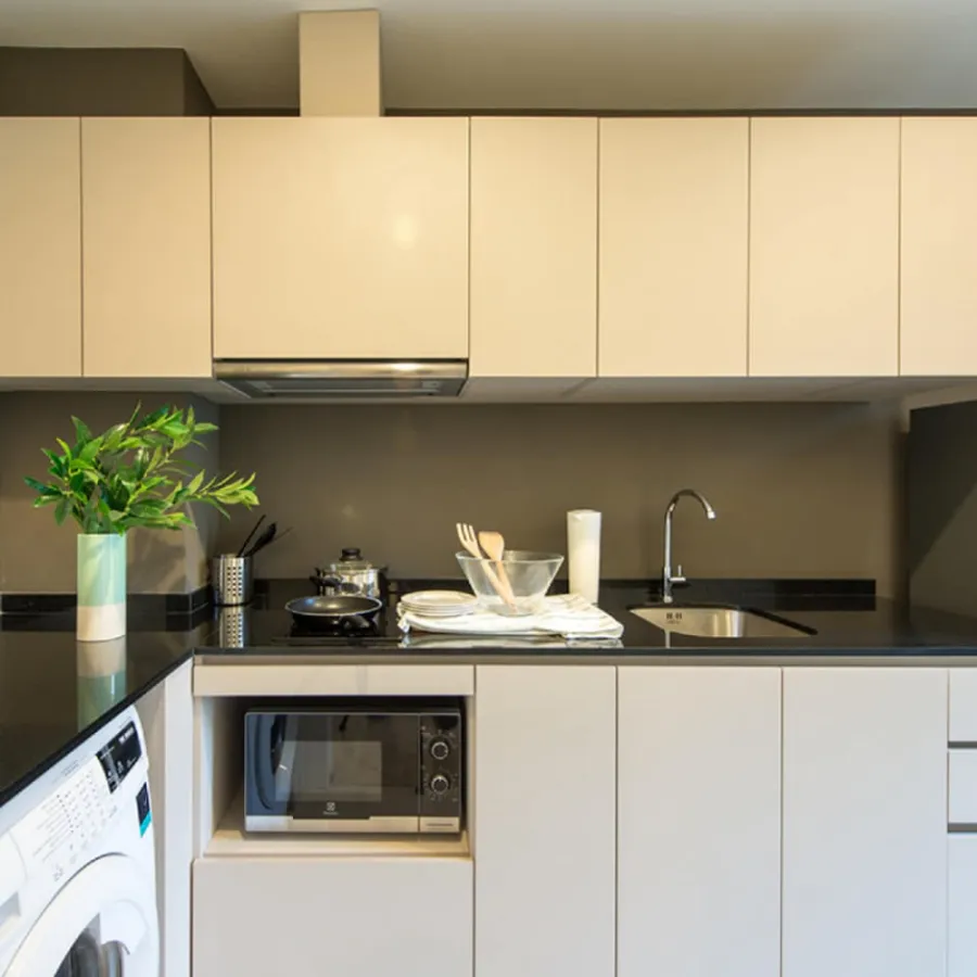 Condo for sale Chambers Cher Ratchada-Ramintra. Convenient transportation, fully furnished, ready to move in. Don't miss it.