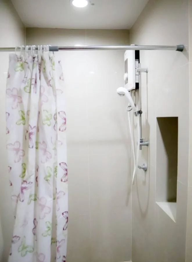 For rent: B-Live Tiwanon, 7th floor, comes with complete decoration. If interested, reserve now. Don't miss it. Hurry.