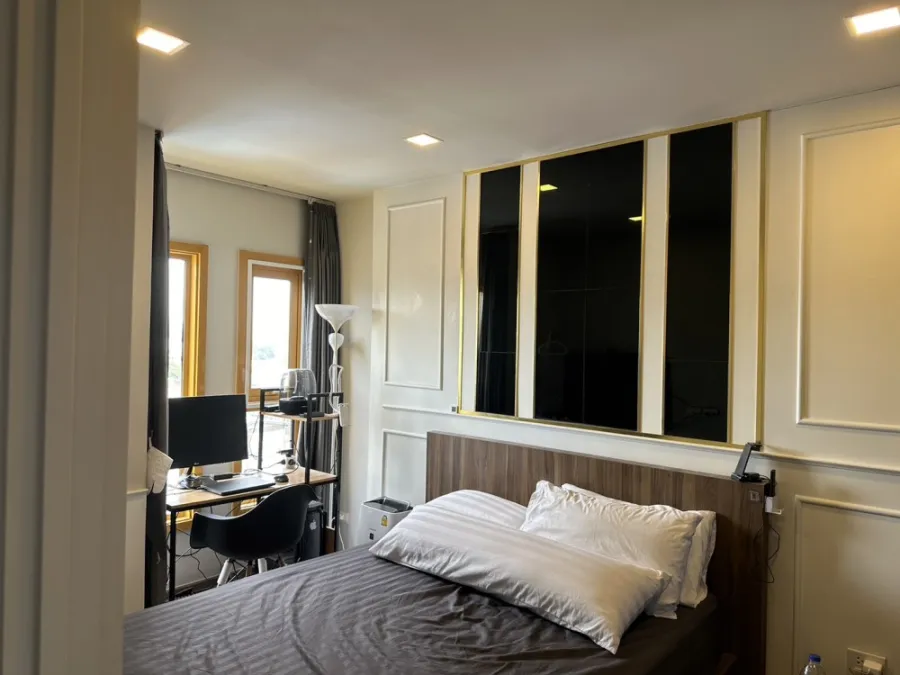 For sale, for rent, The Base Sukhumvit 50, decorated room, ready to move in. Very well built Hurry and catch Majongdon before you miss out.