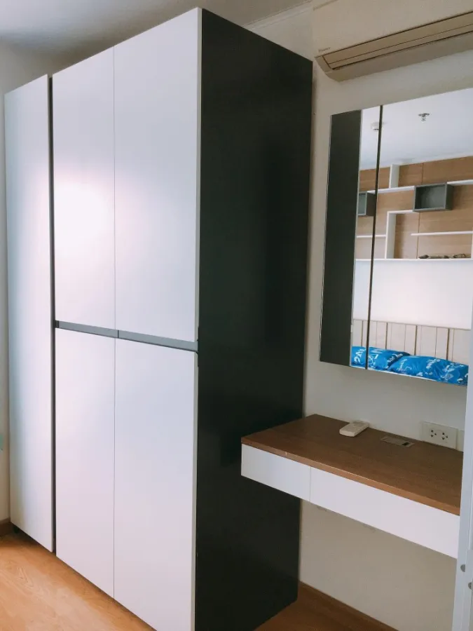 For rent or sale, U Delight @ Chatuchak Station, with wallpaper in the whole room Good furniture, electrical appliances, need to reserve urgently.