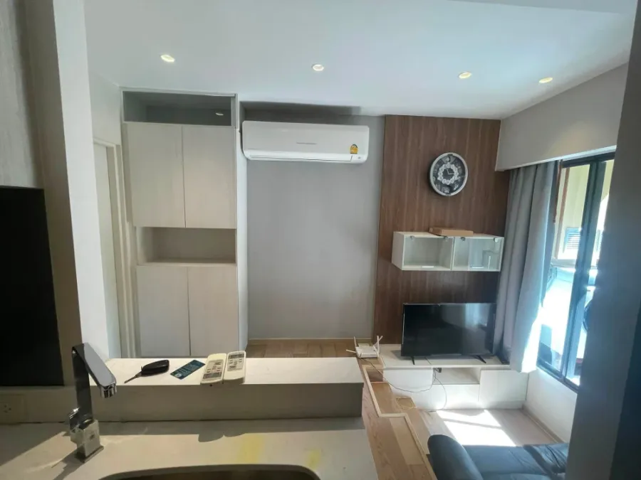 For Sale/Rent: Runesu Thonglor 5, 1 Bedroom, 1 Bathroom, 2nd Floor, Fully Furnished. Book Now!