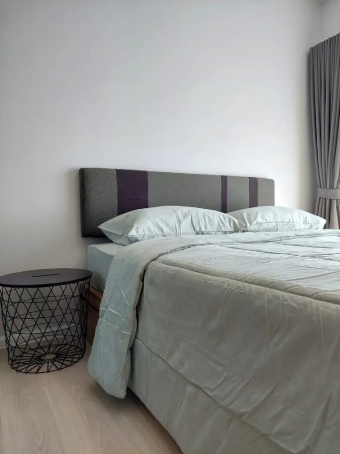 For sale, for rent!! Condo A Space Mega, 19th floor, complete set of furniture, separate kitchen, if you don't reserve, you'll miss out!!