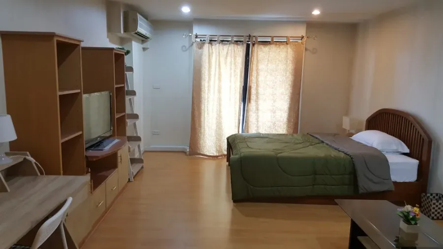 For rent!! Condo Silom Grand Terrace, good location, convenient transportation, don't miss it!!