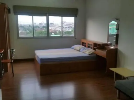 For rent, 1 bedroom, The Seasons Srinakarin Condo, size 32 sq m, do not delay, reserve now.