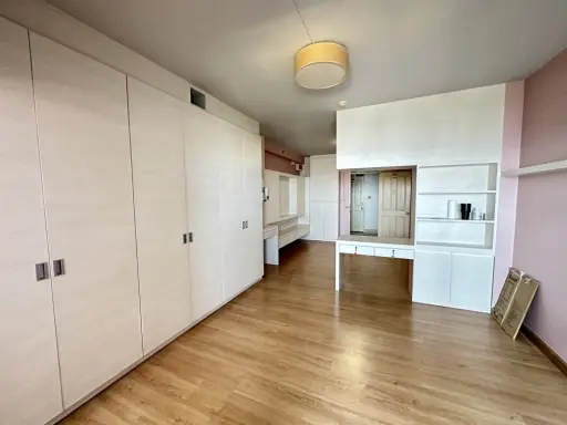 ขายด่วน!! คอนโด ศุภาลัย ปาร์ค ศรีนครินทร์ ห้องสวย เฟอร์ Built-in ทั้งห้อง พร้อมเข้าอยู่ รีบจองเลย!! images