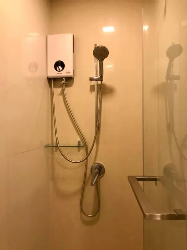 For rent, Centric Ratchayothin, nice room, great view, affordable price, ready to move in. Hurry up to reserve today. Don't be late.