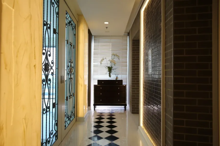Star View Condo for sale, very spacious room, high floor, well decorated, awesome furniture, hurry and reserve it quickly.
