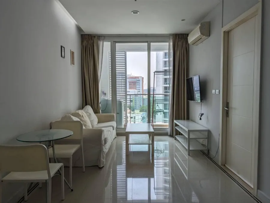 ให้เช่า TC Green Condominium ตกแต่งครบ ห้องไม่ร้อน สว่าง พร้อมจอง หิ้วกระเป๋ามาได้เลย