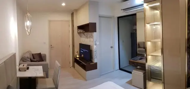 ขาย ไลฟ์ อโศก ชั้นสูง ห้องแต่งสวยหรูดูแพง เฟอร์นิเจอร์แจ่มๆ อย่ามัวแต่มองจองด่วนจ้า images