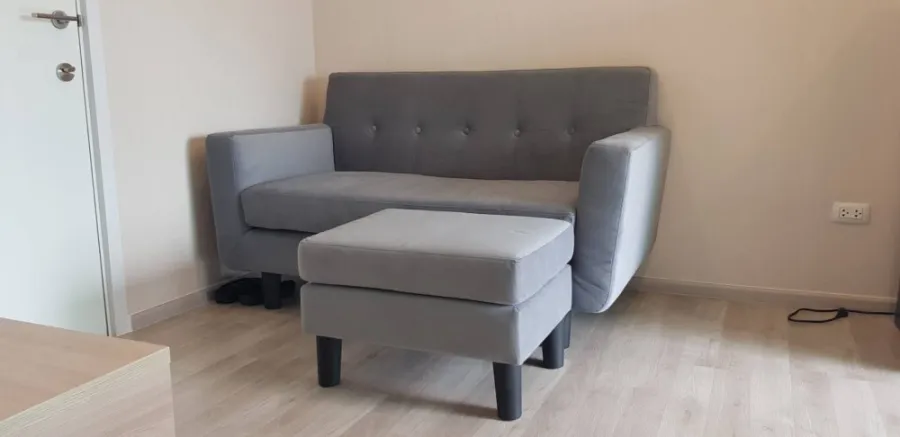 For rent Plum condo Central Station phase 2 Nice room with full facilities Hurry up to reserve.
