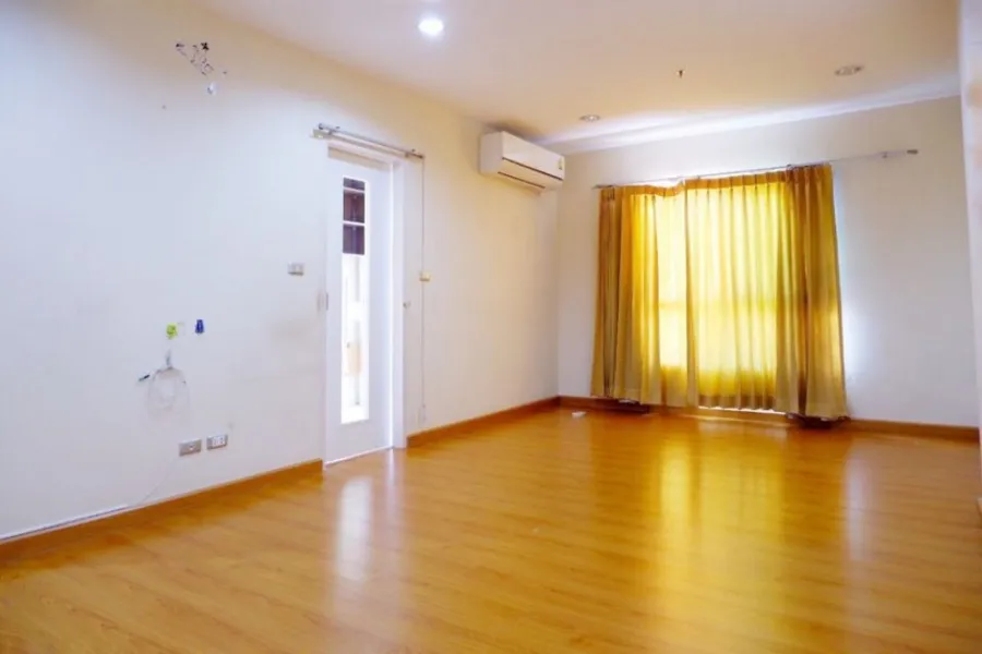 ขาย คอนโด เลอ ริช สาทร-สาธุประดิษฐ์ ตกแต่งสวย ห้องเงียบสงบ เป็นส่วนตัว อย่ารอช้า