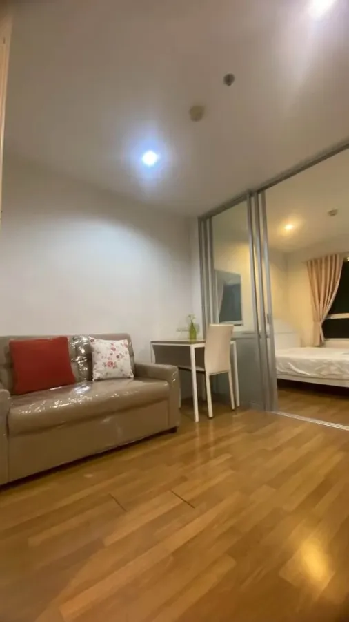For rent: Lumpini Place Suksawat - Rama 2, 1 bedroom, 1 bathroom, fully furnished, great location, not hot, don't miss out!