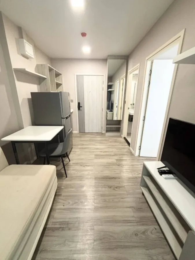 Urgently available for rent: Kave Mutant Salaya, a lovely room with complete furniture and appliances. Hurry and reserve now, don't miss out!