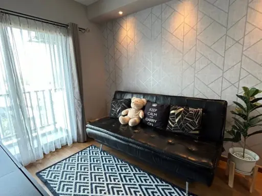 Urgent sale, Condo 624 Condolette Ratchada 36, decorated room, ready to move in. Good wallpaper, good price, must reserve.