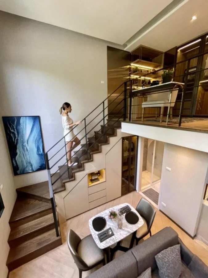 ขายดาวน์ โครงการ คอนโด ณ รีวา เจริญนคร ห้องมุม วิวดีมาก พลาดไม่ได้แล้ว จองเลย!
