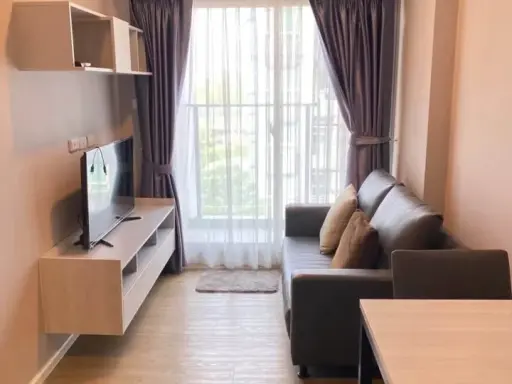 ขาย ให้เช่า Rill Condo Rangsit 1 ห้องนอน 1 ห้องน้ำ มาพร้อมเฟอร์นิเจอร์และเครื่องให้ไฟฟ้าครบครัน ห้ามพลาด