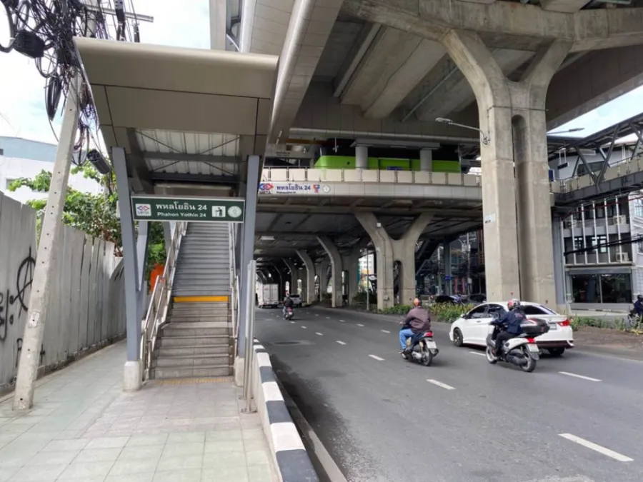 ขาย ให้เช่าคอนโด ลาเมซอง พหลโยธิน24 1ห้องนอน 1ห้องน้ำ ห้องเปล่า พื้นที่ 62.85 ตร.ม. กว้างสุดๆ ห้ามพลาดเลย!!