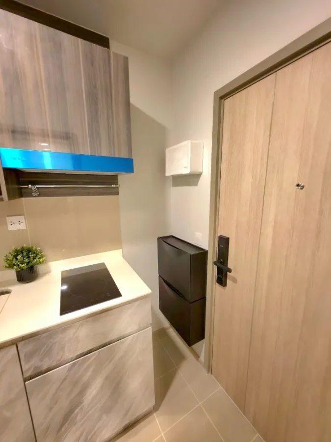 For rent!! Condo Aspire Sukhumvit-On Nut, 10th floor, fully furnished, ready to move in. Reserve now!!