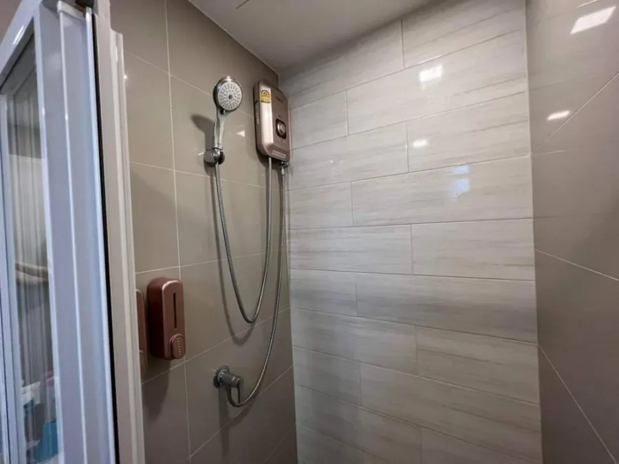 For sale/rent: Brown Condo Phahonyothin-Saphan Mai, 1 bed plus, beautifully decorated, open view, quiet, hurry and book now, don't miss out!