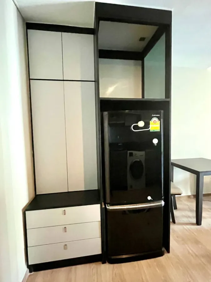For rent!! Condo Noble Remix Sukhumvit 36, 28th floor, beautiful room, newly renovated, fully furnished, ready to move in, don't miss it!!