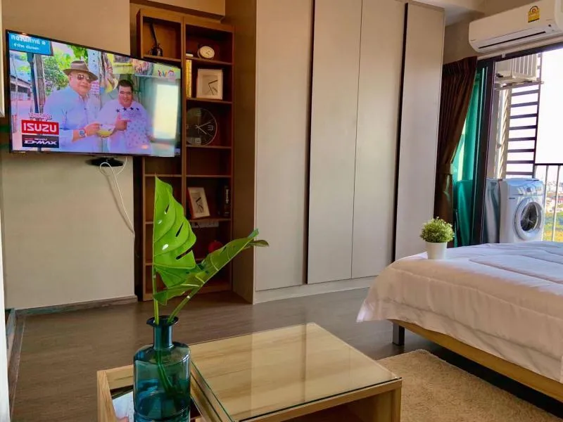 Urgent for rent !! Ideo Sukhumvit 93 Condo, corner unit, high floor, good location, close to the source of food, don't miss !!