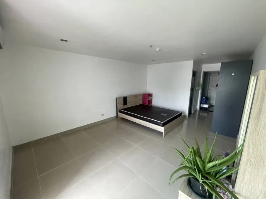 Condo for rent: Regent Home 5 Ratchada 19, studio room, great value, don't miss out, you'll regret it later.