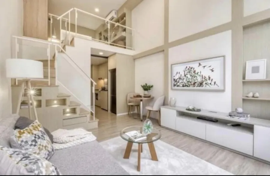 Condo for sale, Landmark @ MRTA Station, duplex type room, 14th floor, inexpensive price, buy quickly, don't miss it.