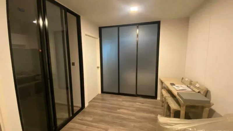For rent แอทโมซ แจ้งวัฒนะ 34 ตร.ม ห้องใหญ่ พื้นที่ใช้สอยเยอะ เตียงใหญ่ นอนสบายสุดๆ สนใจรีบด่วนเลยน้า