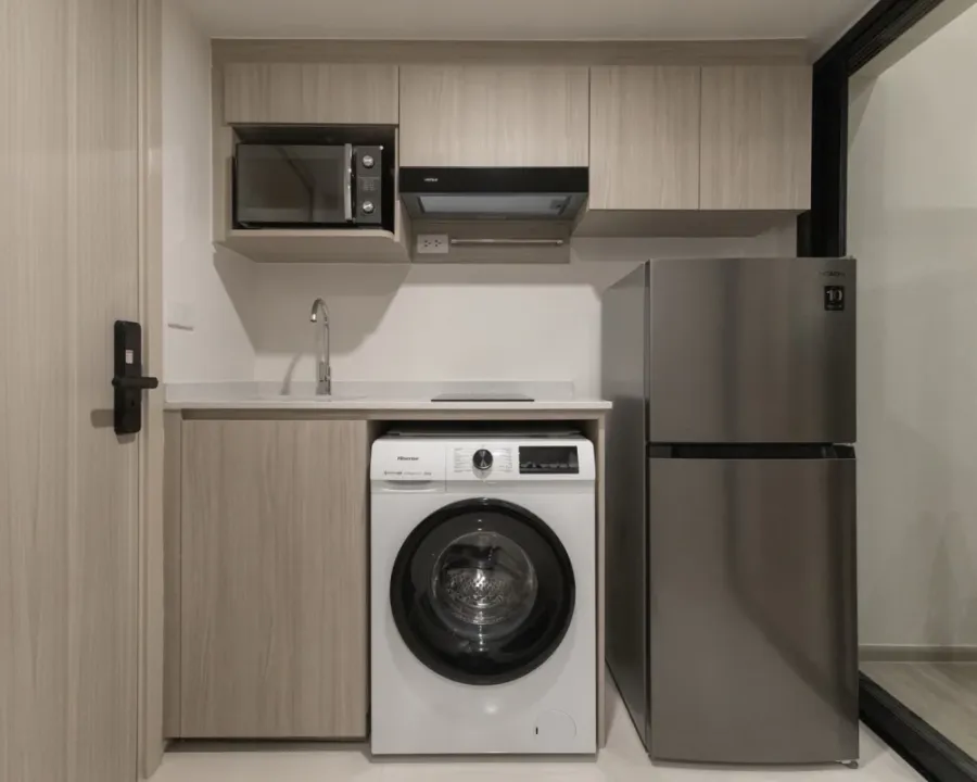 For rent: THE ORIGIN Sukhumvit Sailuat E22 Station, 11th floor, fully furnished unit. Book now! (Urgent!)