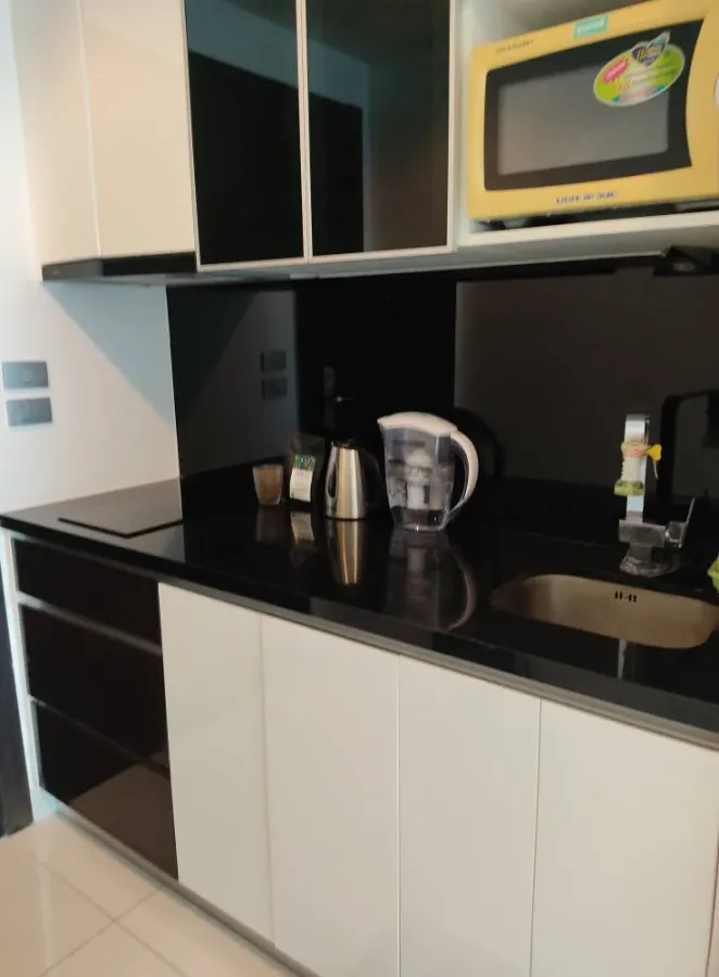 Wong Amat Tower for sale, spacious room with plenty of usable space, fully furnished, beautiful sea view from high floor, don't miss it!