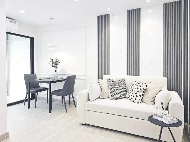Selling I CONDO Sukhumvit 105. Beautifully decorated unit with complete furniture and appliances. Don't miss out!