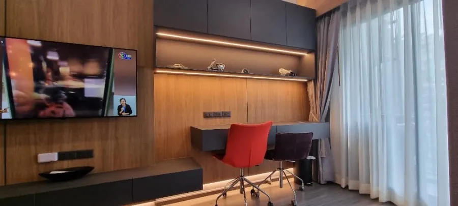 For rent, Ideo Chula Samyan, 12A floor, good view, very premium decorated room. Good furniture, don't miss it.