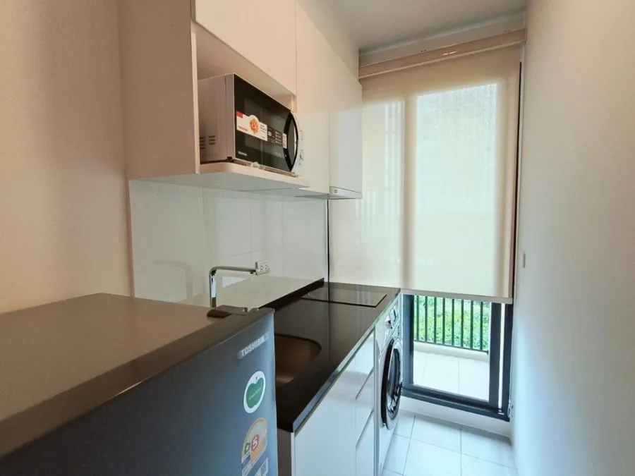 For rent: Chewathai Kaset Nawamin, white-toned room, comfortable to the eyes, affordable price, complete here, hurry and reserve now.