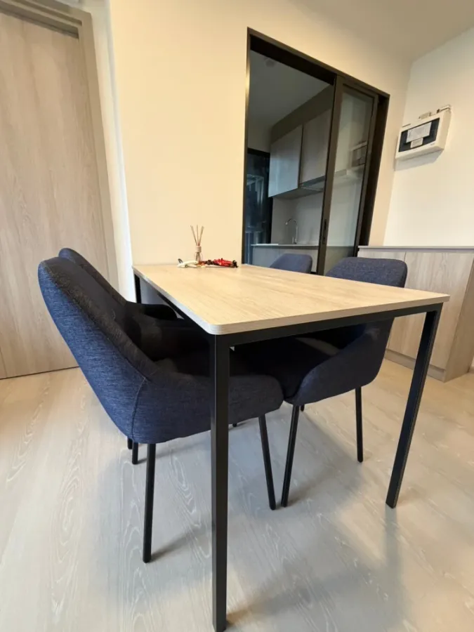 ขาย d condo air Ladkrabang ชั้น 6 มาพร้อมการตกแต่งที่ครบครัน สนใจจองเลย