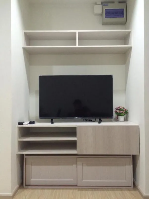 Wynn condo พหล 52 ให้เช่า ตึกB ชั้น61 ห้องนอน 28 ตรม. เฟอร์แน่นๆ แบบมาแค่ตัวเข้าอยู่ได้เลย