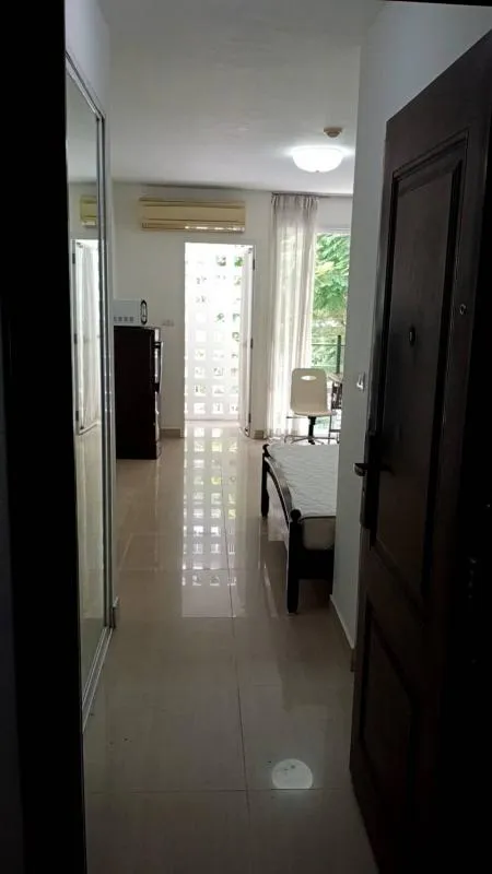 ให้เช่า I House Laguna Garden RCA ห้องตกแต่งธรรมดา เรียบง่าย เฟอร์นิเจอร์ครบ พร้อมอยู่