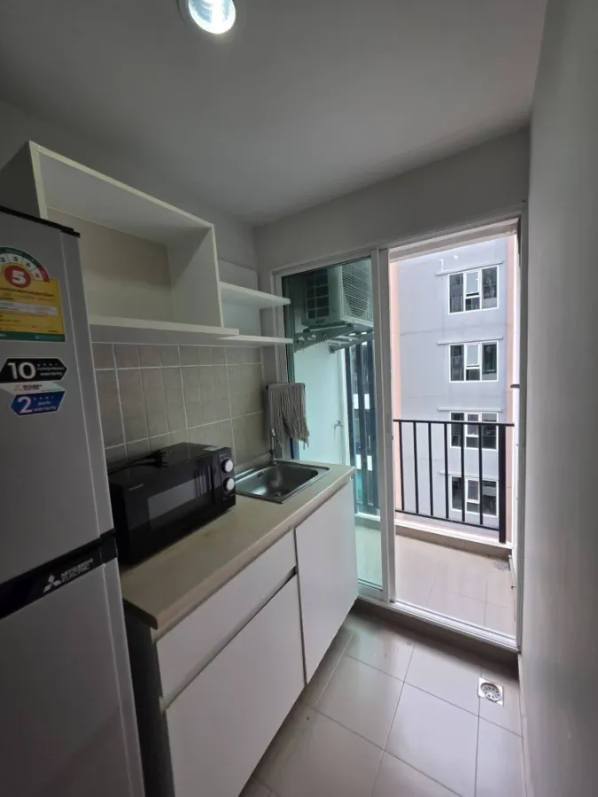 For rent: Regent Orchid Talat Phlu, vintage-style bedroom with a very comfortable bed, and stunning pool views. Book now!