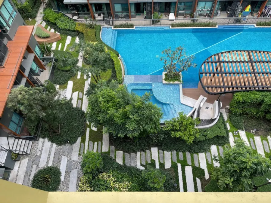 ขาย ให้เช่า เมโทร ลักซ์ โรสโกลด์ พหลฯ-สุทธิสาร วิวสระว่ายน้ำ ห้องน่าอยู่ ราคาดี มาแต่ตัวเข้าอยู่เลย