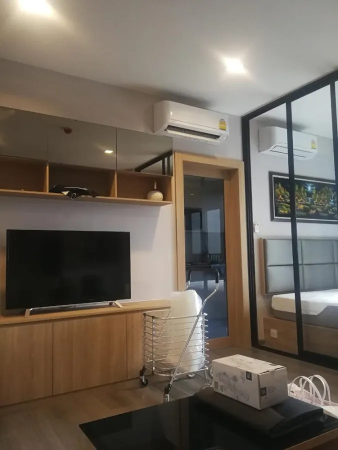ขาย Condo Politan Rive ชั้น 44 ได้วิวแม่น้ำ ห้องตกแต่งอย่างดี กั้นเป็นสัดส่วน พลาดแล้วจะเสียใจ