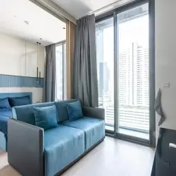 Rent condo Ashton Silom
