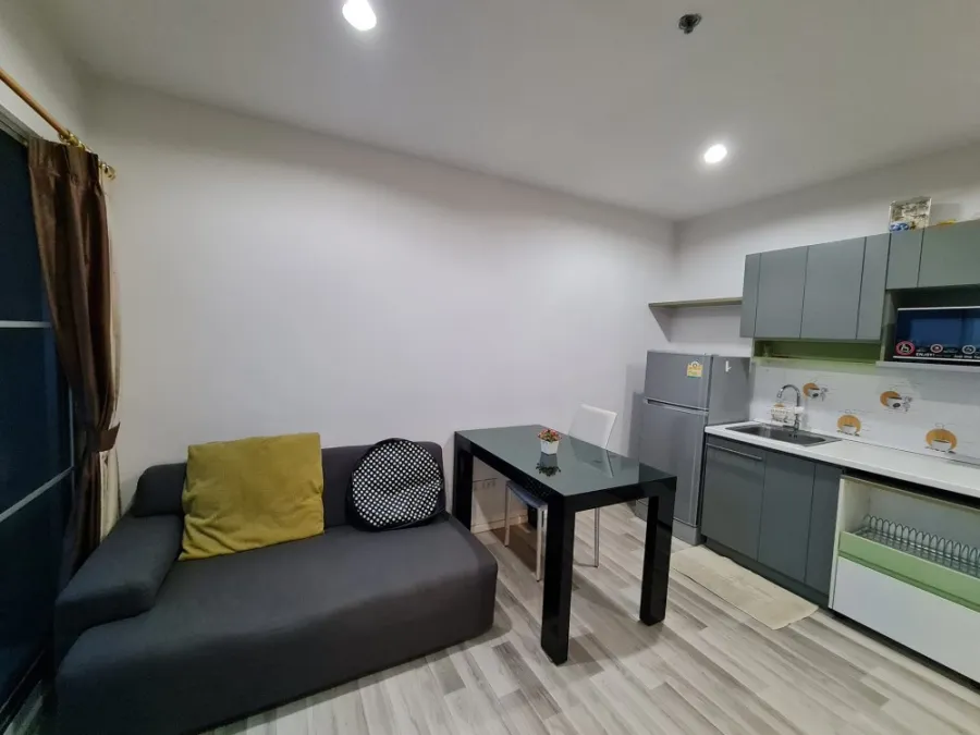 For rent, The Key Chaengwattana, 16th floor, high floor, good view, comes with full decoration, book now, don't miss it.