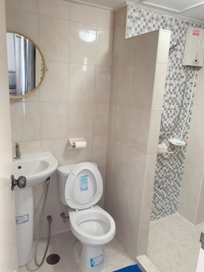 For sale, Champs Elysees Tiwanon, 6th floor, large room, new condition, ready to move in. Say you shouldn't miss it.