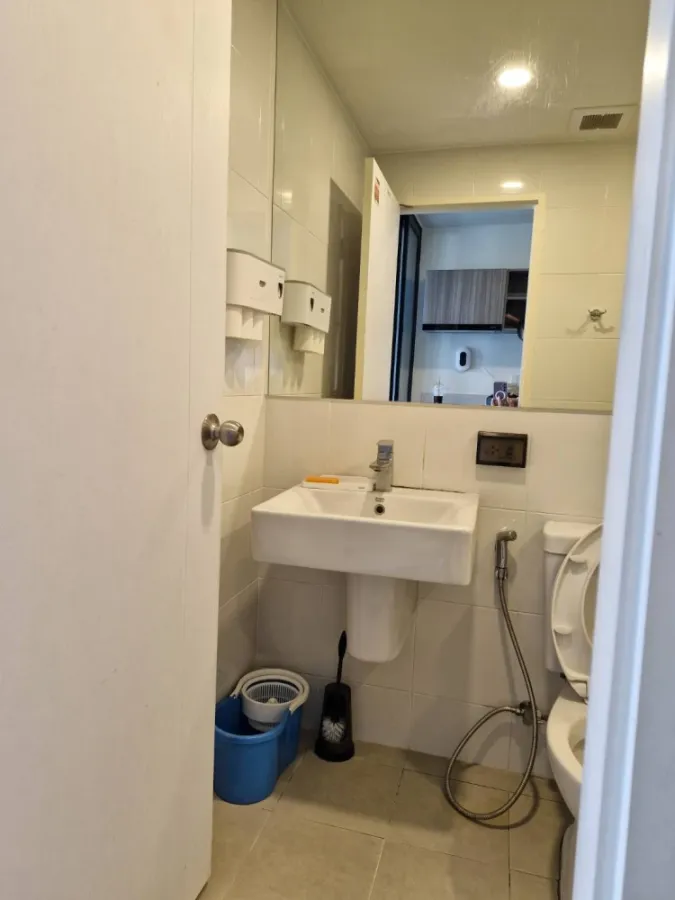 For rent: The Origin Ramintra 83 Station, ready to move in, fully furnished, come and reserve now, don't miss out!