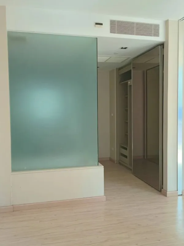 ขาย ให้เช่า The Room Sukhumvit 21 ชั้น 11 ห้องเปล่า STUDIO เดินทางสะดวกสบาย สนใจ รีบจับจองได้เลยจ้า