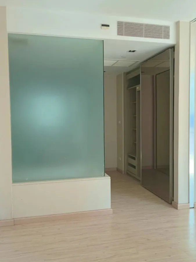 ขาย ให้เช่า The Room Sukhumvit 21 ชั้น 11 ห้องเปล่า STUDIO เดินทางสะดวกสบาย สนใจ รีบจับจองได้เลยจ้า