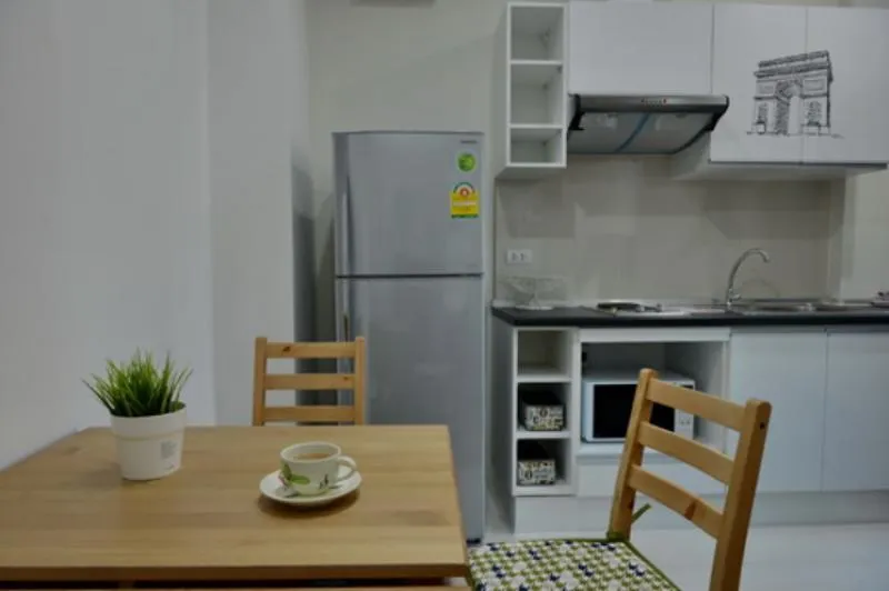 ให้เช่า Astro condominium ติดถนนแจ้งวัฒนะเดินทางสะดวก 1 นอน ระเบียงกว้างขวาง ห้องสวย มีผู้เช่าแล้ว